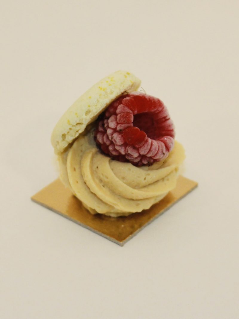 Macarons créme pistache & framboise